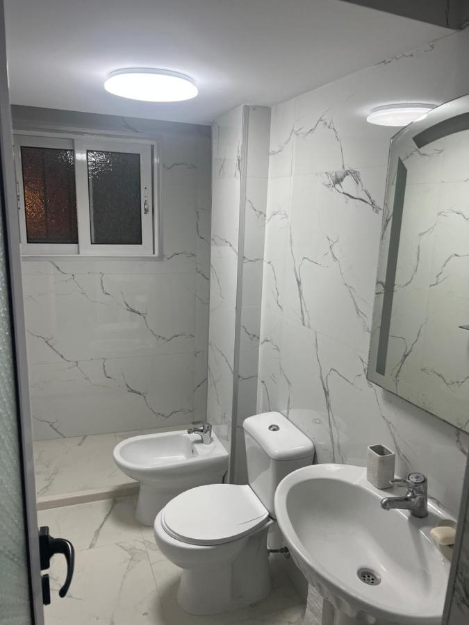 Toni House Apartment *